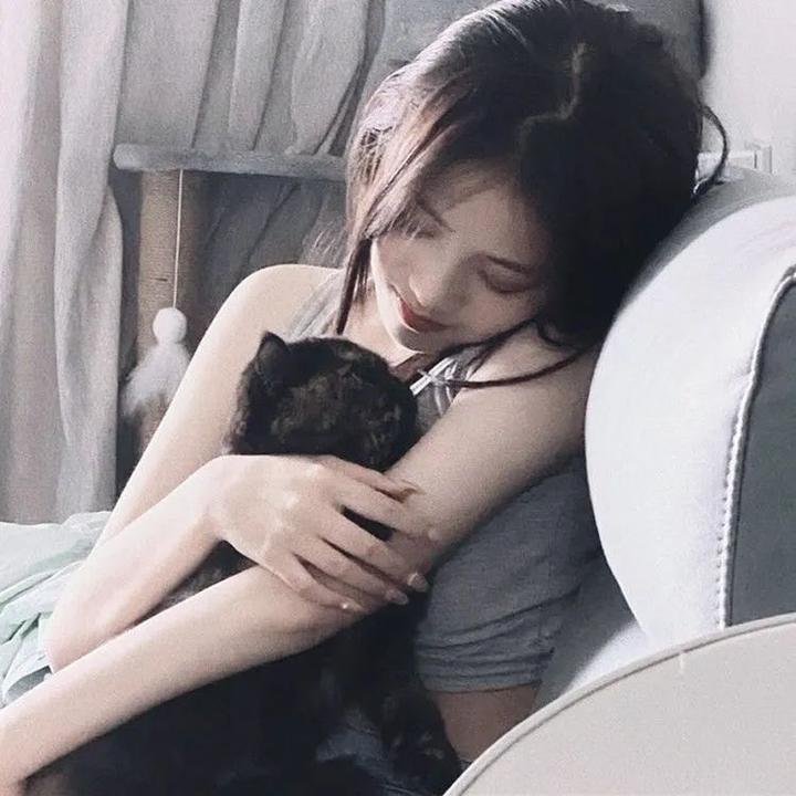 嫁给乞丐后我母仪天下